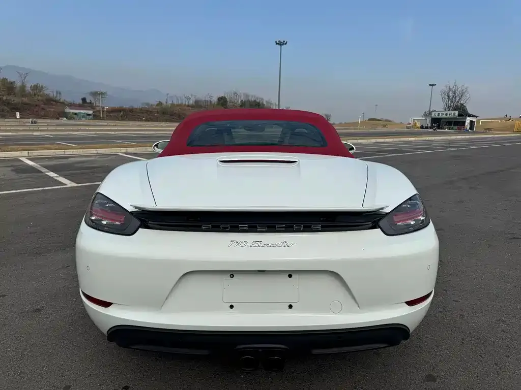 Porsche 718 2023 из CN, фото 4