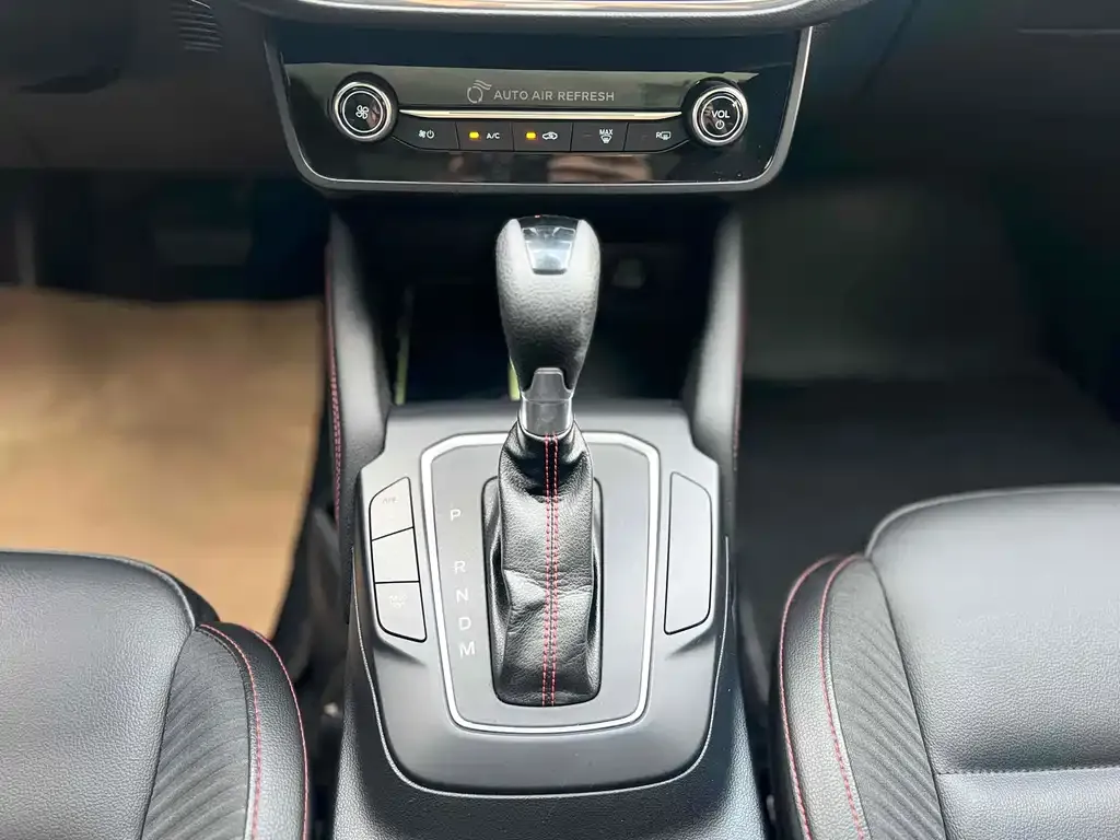 Ford Focus 2022 из CN, фото 6