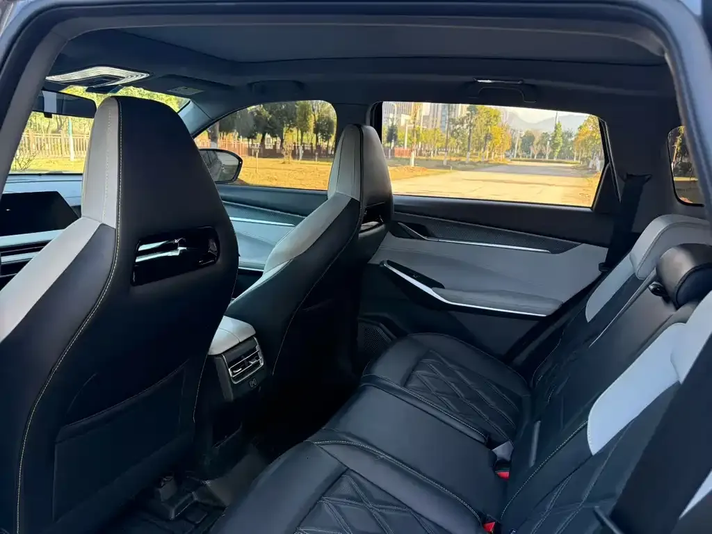 Changan CS75PLUS 2023 из CN, фото 3