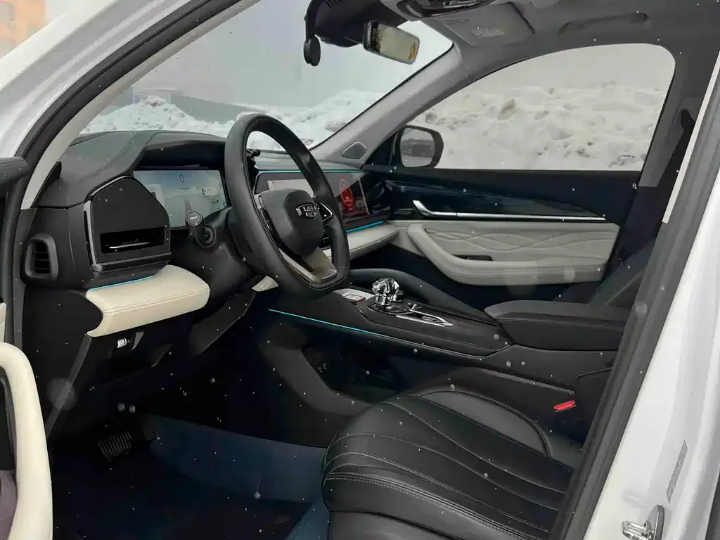 Geely Xingyue L 2023 из CN, фото 2