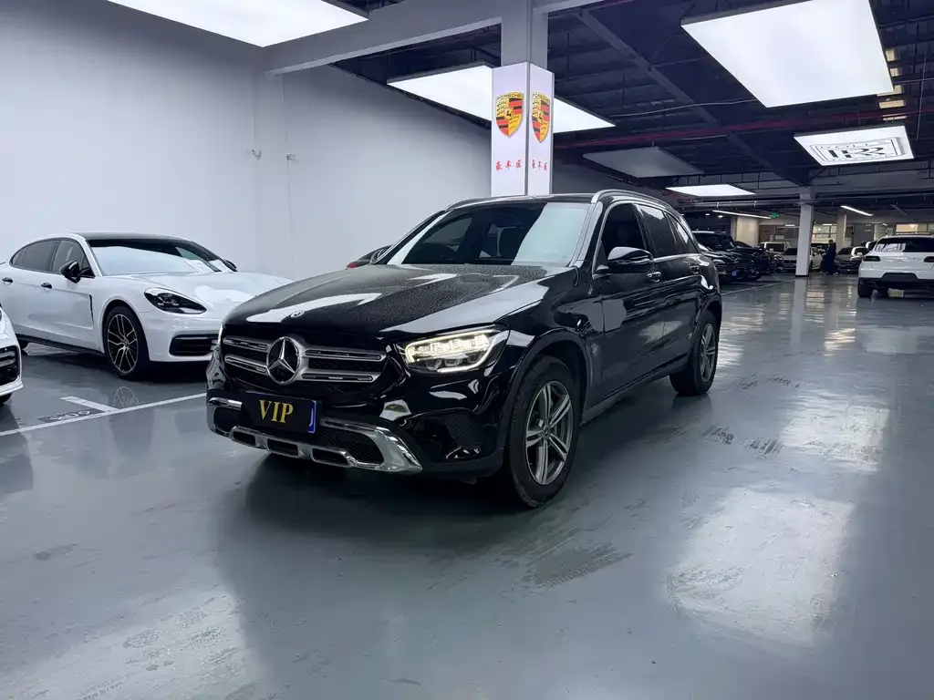 Mercedes-Benz GLC — фото 1