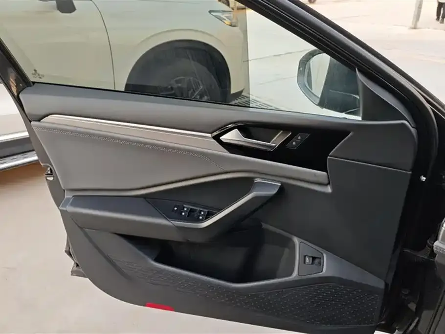 Volkswagen Sagitar 2021 из CN, фото 4
