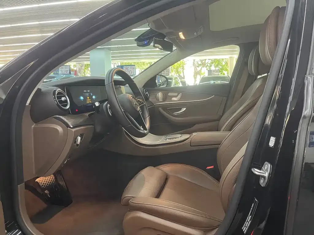 Mercedes-Benz E-Class 2022 из CN, фото 5