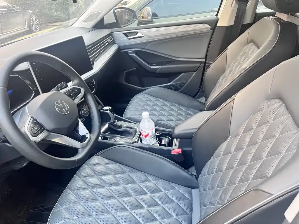 Volkswagen Sagitar 2024 из CN, фото 2