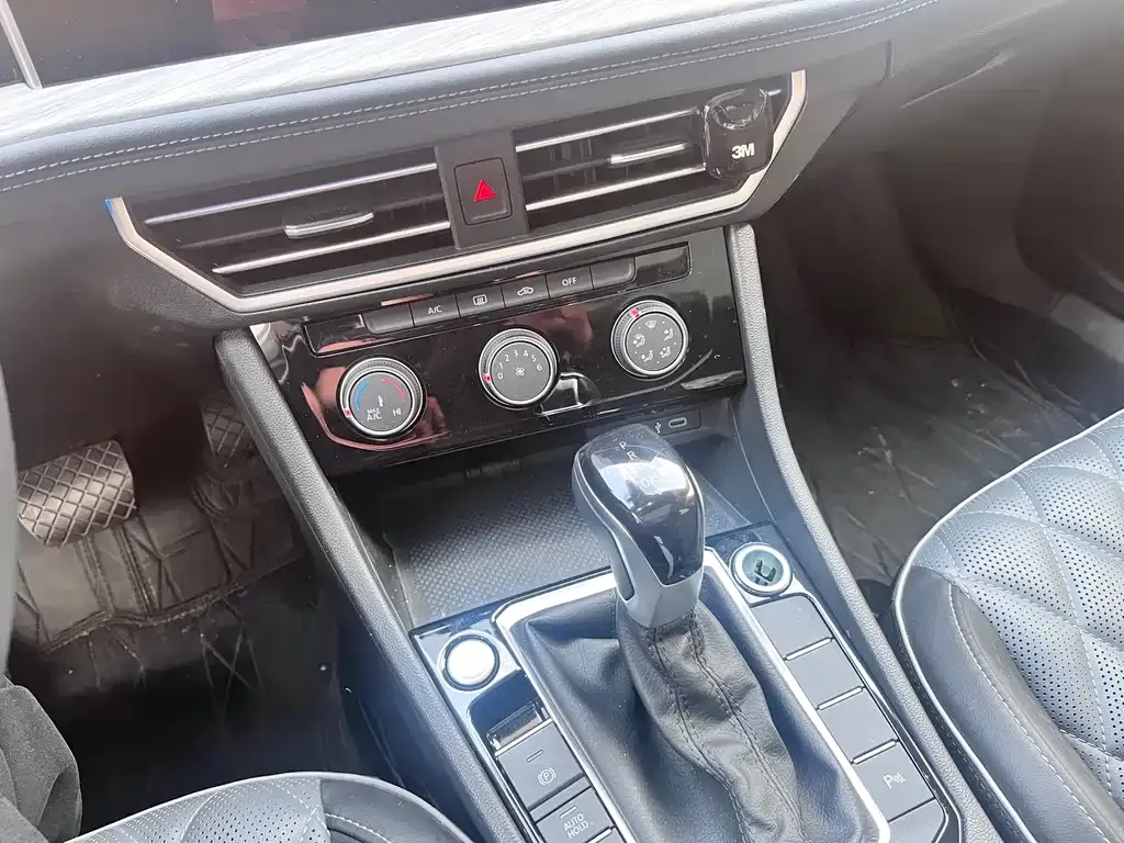 Volkswagen Sagitar 2024 из CN, фото 4