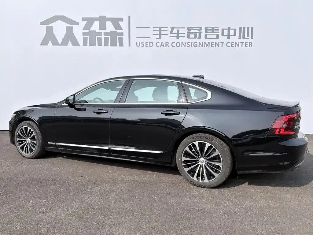Volvo S90 2024 из CN, фото 5