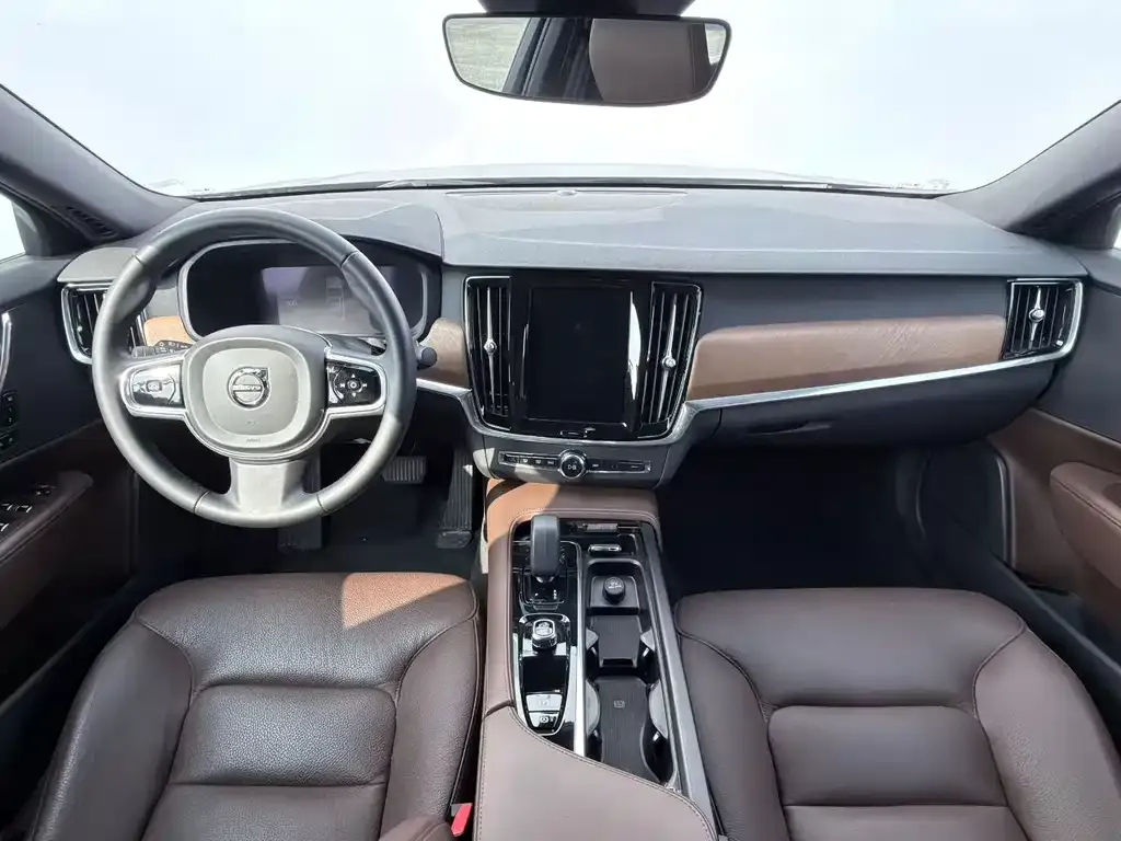 Volvo S90 2024 из CN, фото 2
