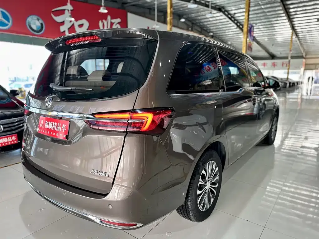 Buick GL8 2021 из CN, фото 4