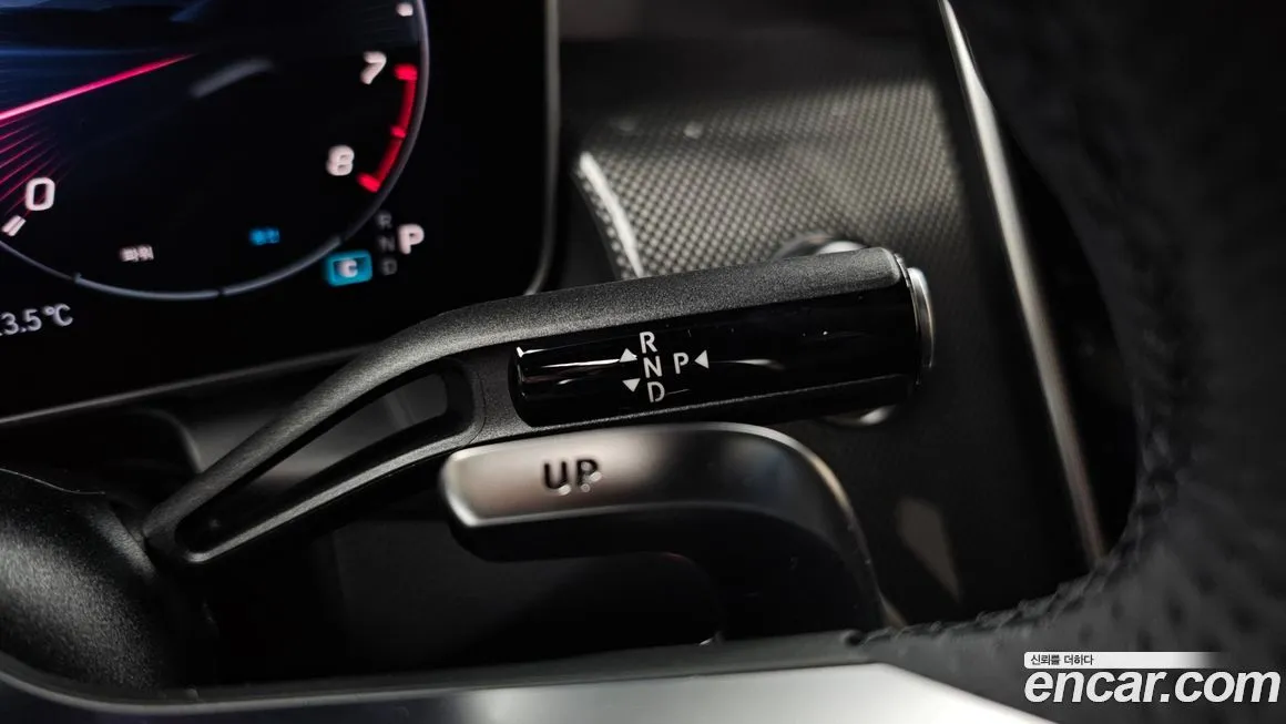 Mercedes-Benz GLC-Class 2025 из KR, фото 8