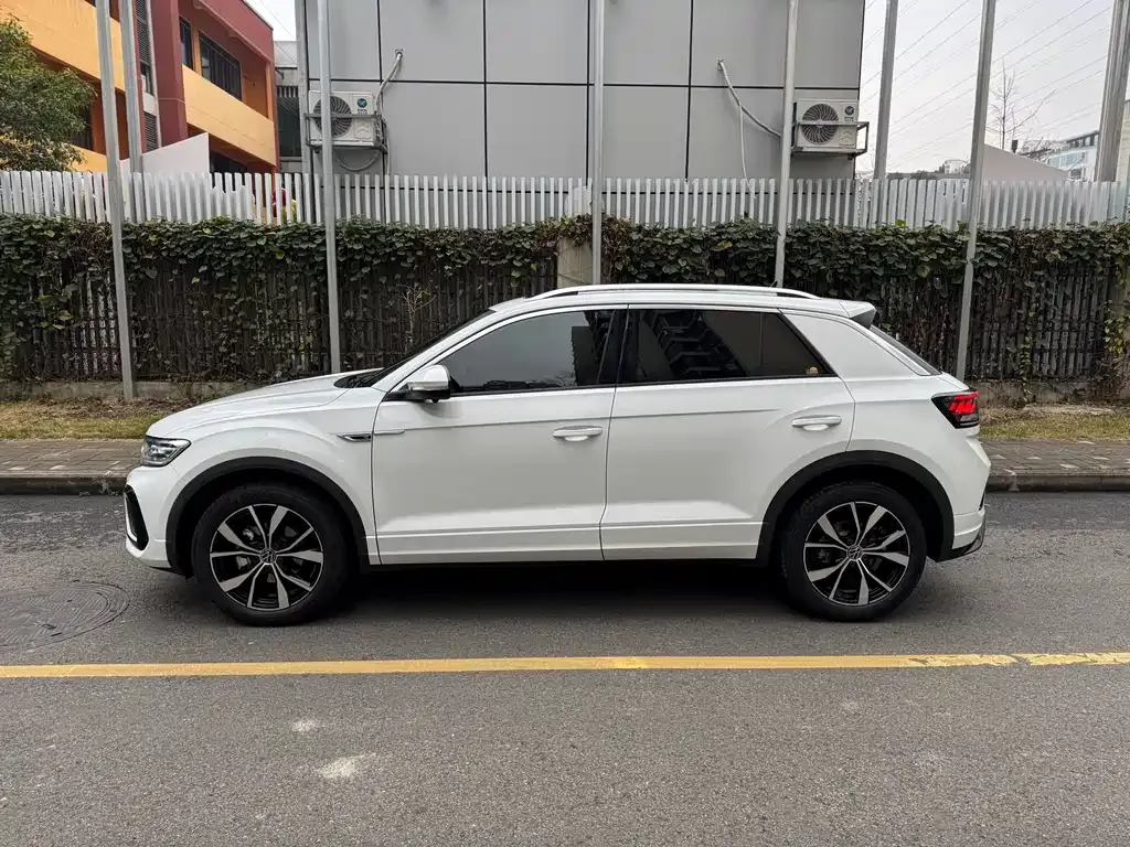 Volkswagen T-Roc 2025 из CN, фото 3