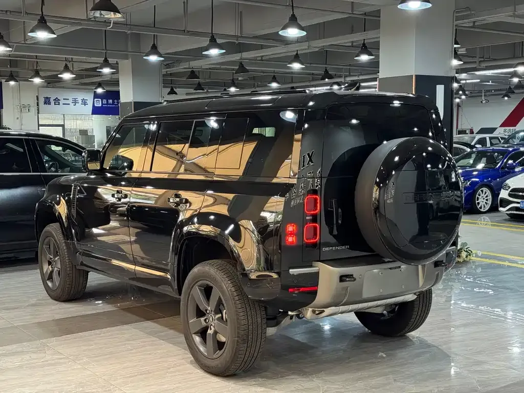 Land Rover Defender 2025 из CN, фото 10