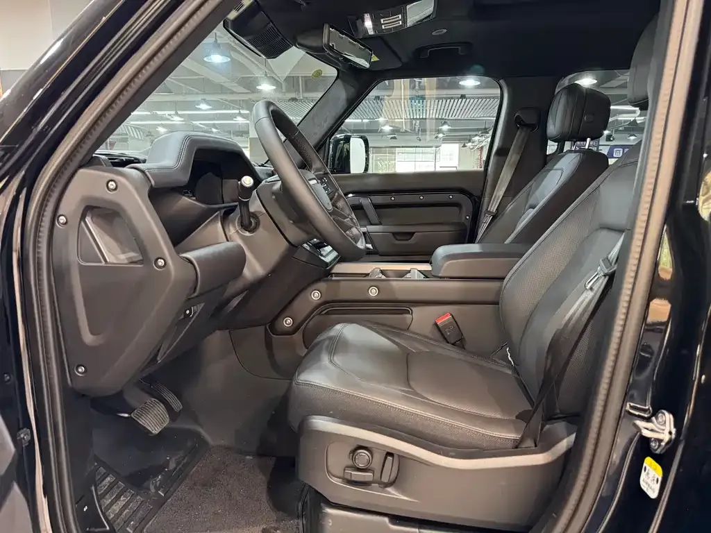 Land Rover Defender 2025 из CN, фото 8