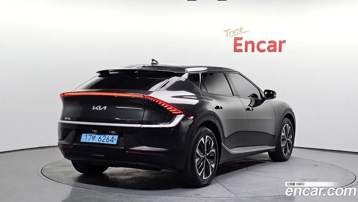 Kia EV6 — фото 5
