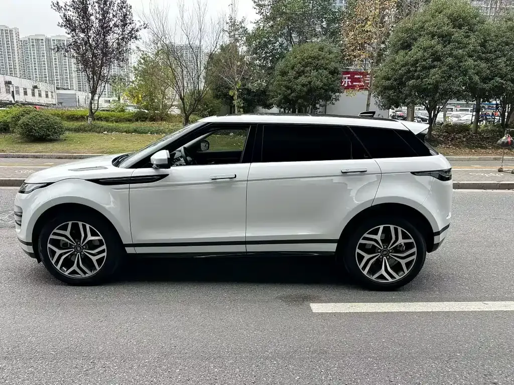 Land Rover Evoque 2023 из CN, фото 4