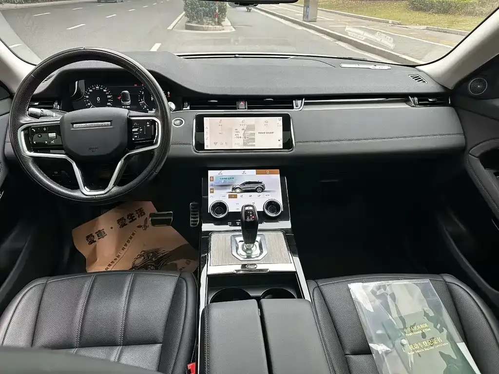 Land Rover Evoque 2023 из CN, фото 3