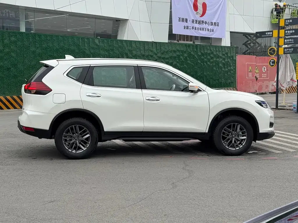 Nissan X-Trail 2025 из CN, фото 8