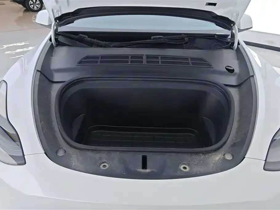 Tesla Model Y 2022 из CN, фото 10