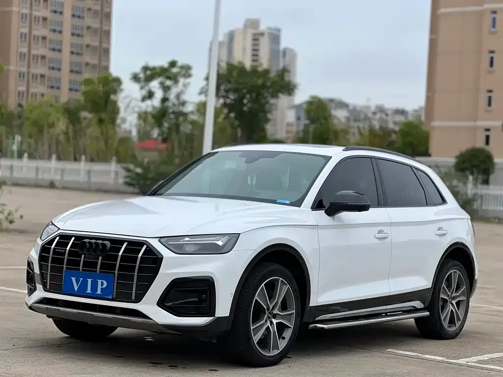 Audi Q5L 2021 из CN, фото 1
