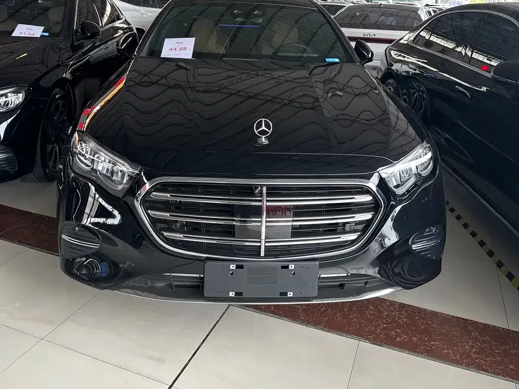 Mercedes-Benz E-Class 2025 из CN, фото 1