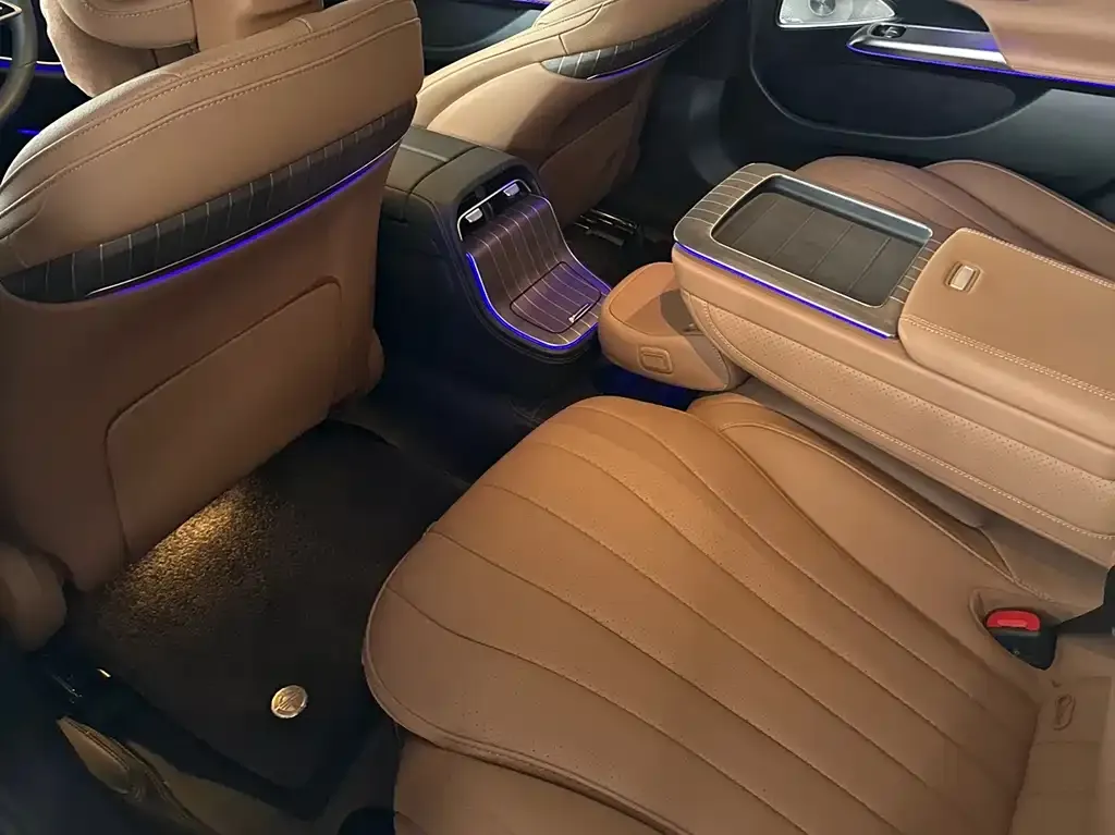 Mercedes-Benz E-Class 2025 из CN, фото 4
