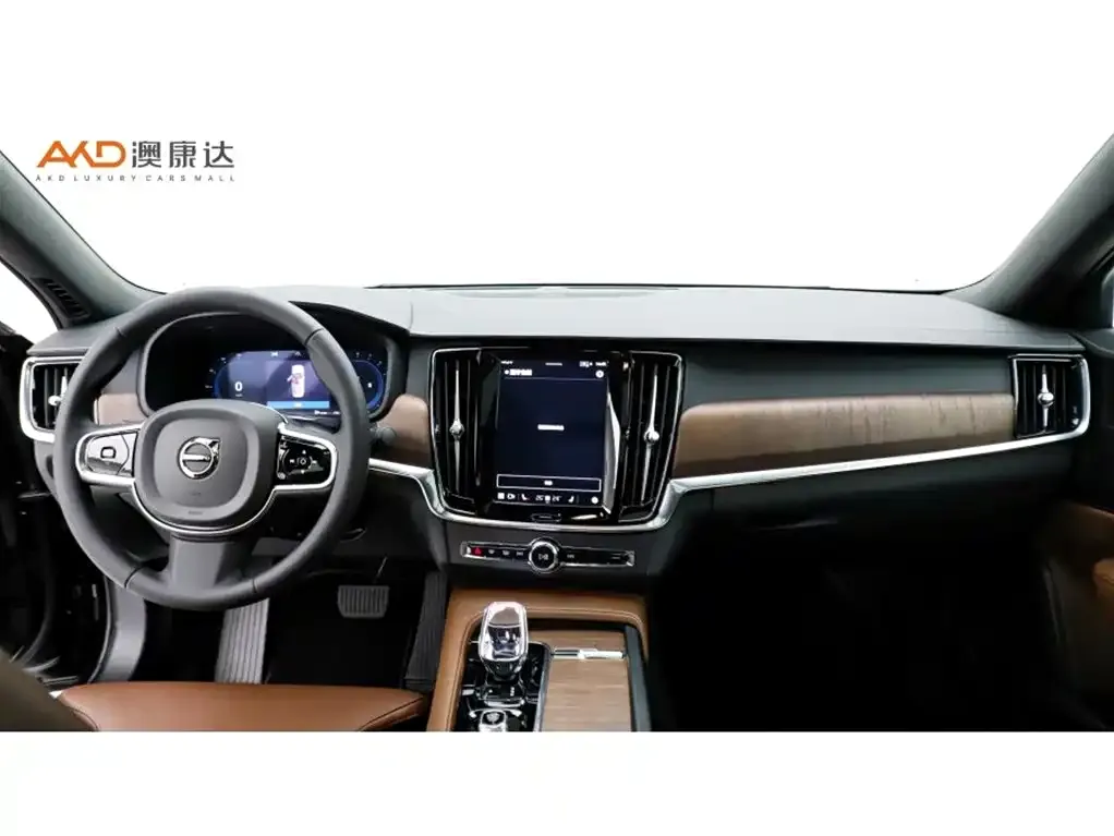 Volvo S90 2025 из CN, фото 5