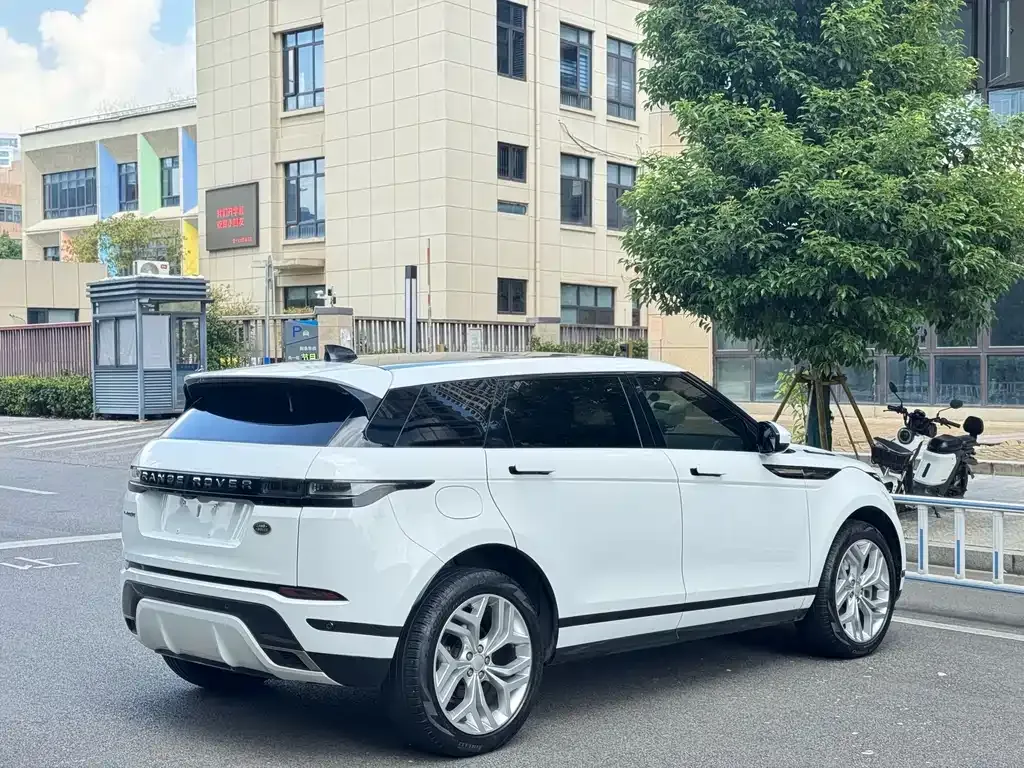 Land Rover Evoque 2022 из CN, фото 4