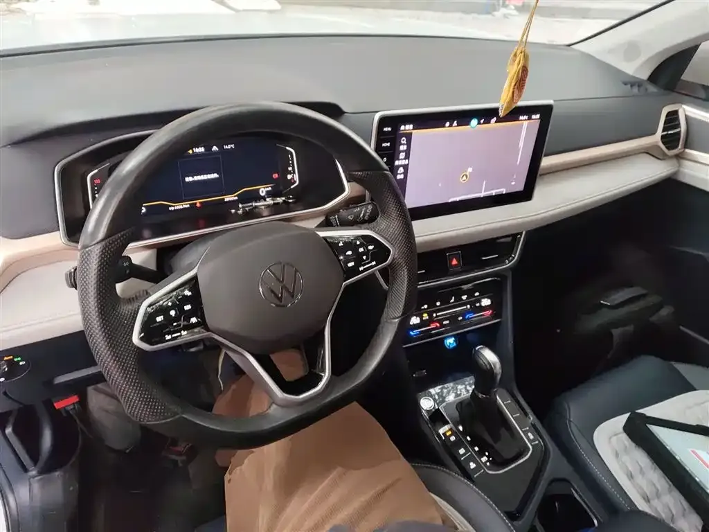 Volkswagen Tharu 2024 из CN, фото 10