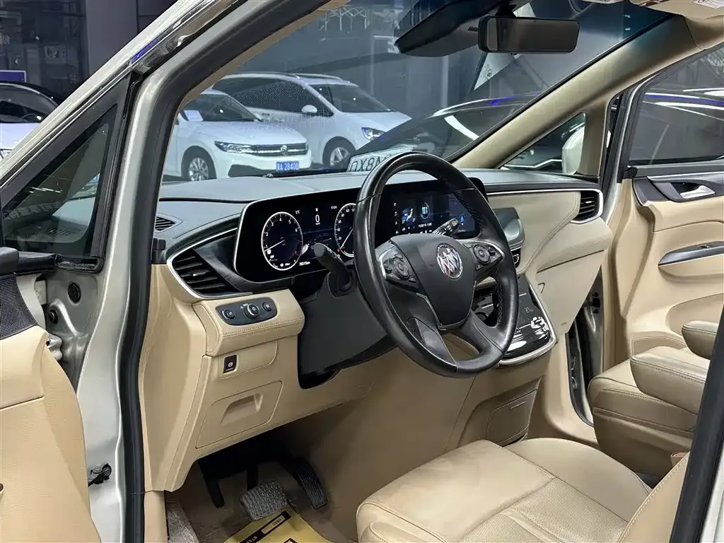Buick GL8 2021 из CN, фото 9