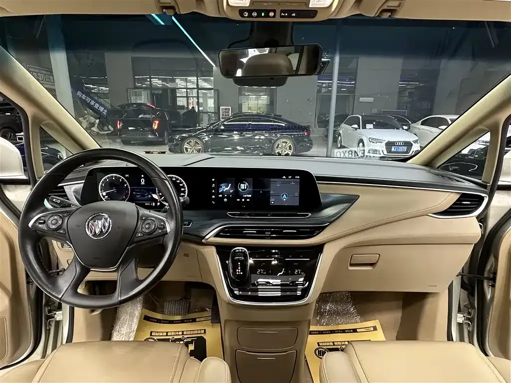 Buick GL8 2021 из CN, фото 6