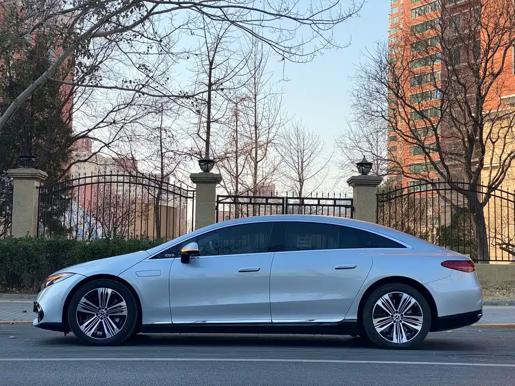Mercedes-Benz EQS 2024 из CN, фото 8