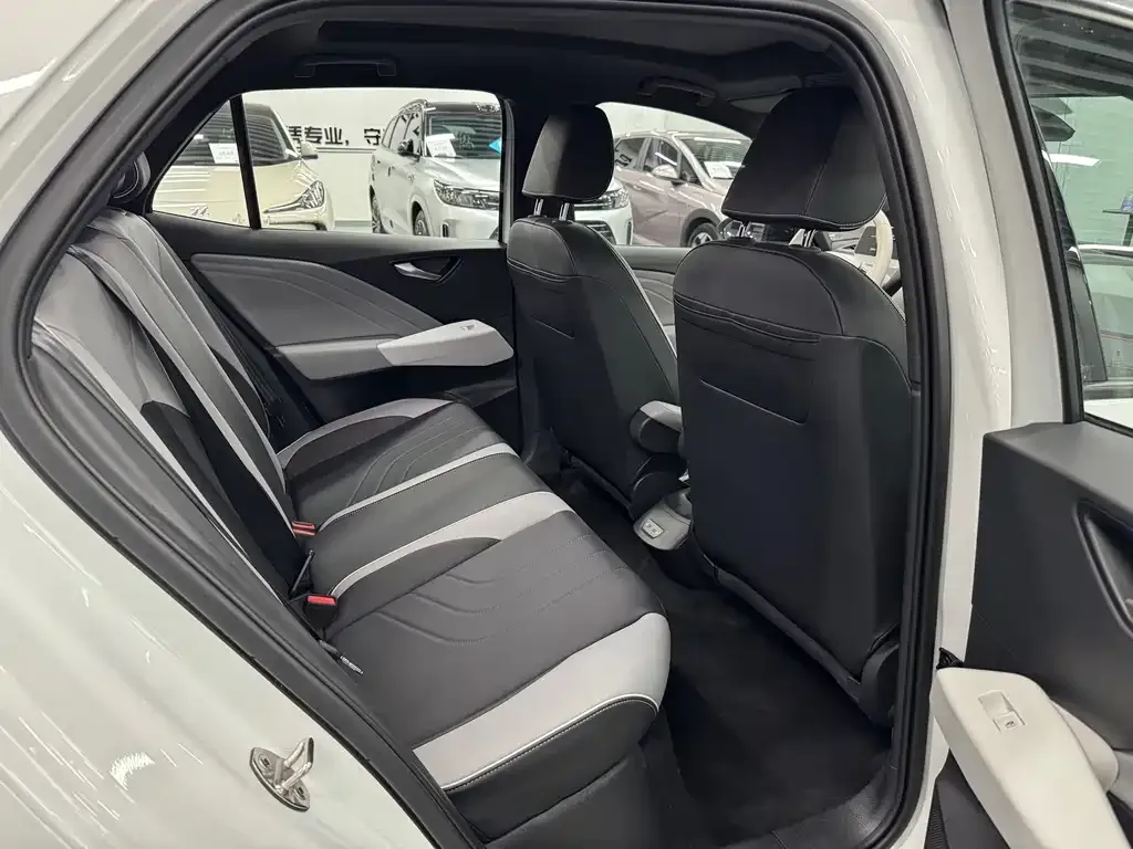 Volkswagen ID.3 2024 из CN, фото 3