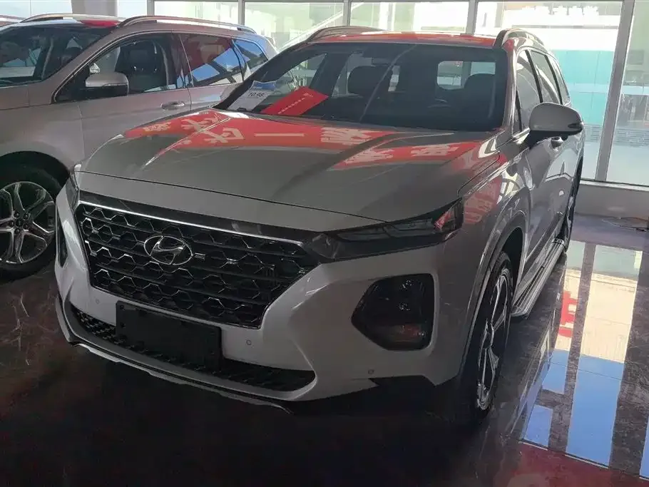 Hyundai Santa Fe 2021 из CN, фото 1