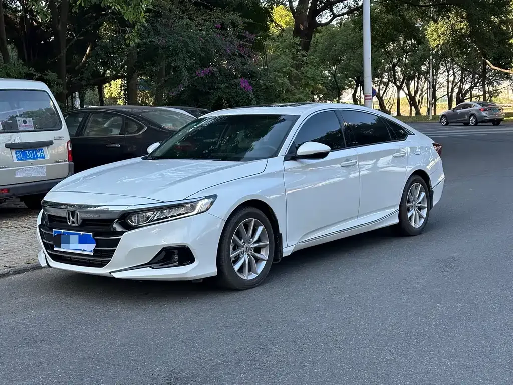 Honda Accord 2023 из CN, фото 1