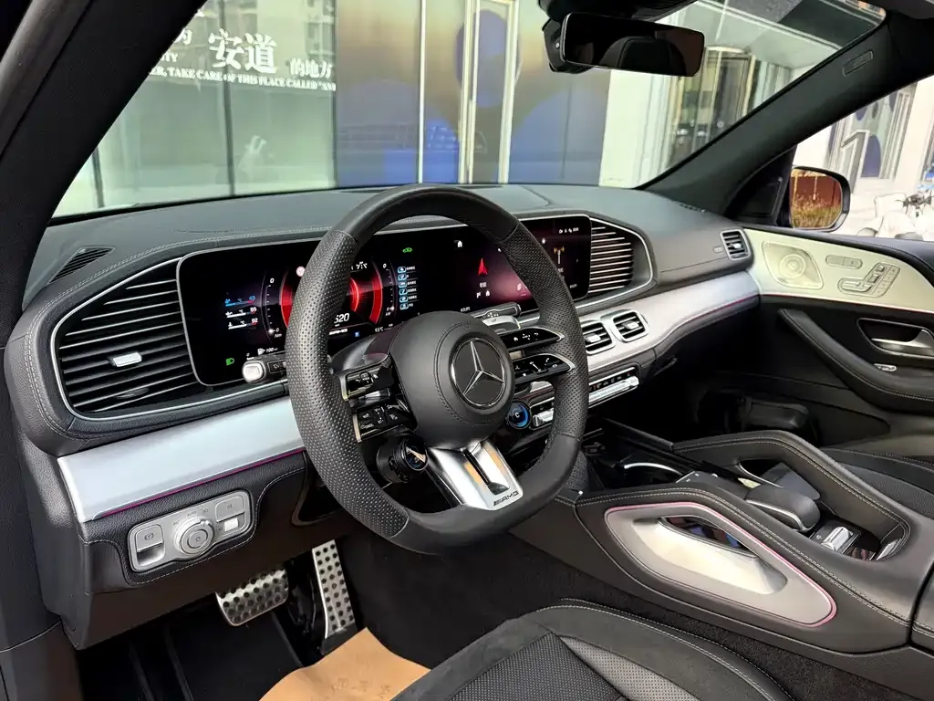 Mercedes-Benz GLE AMG — фото 6