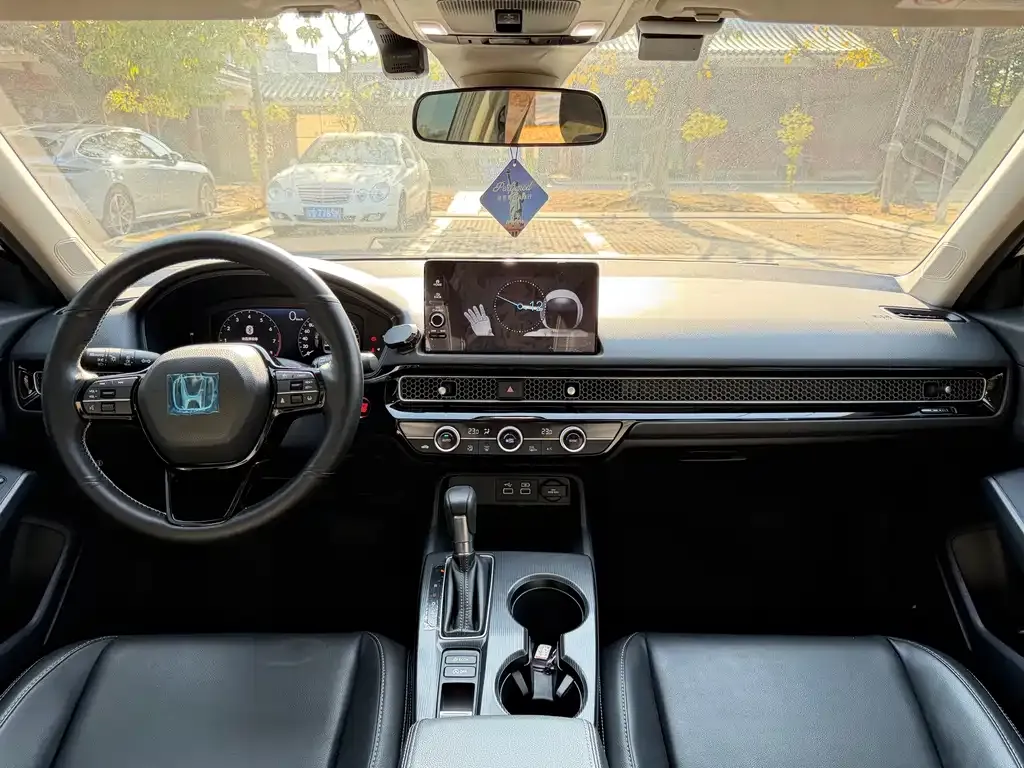 Honda Civic — фото 2
