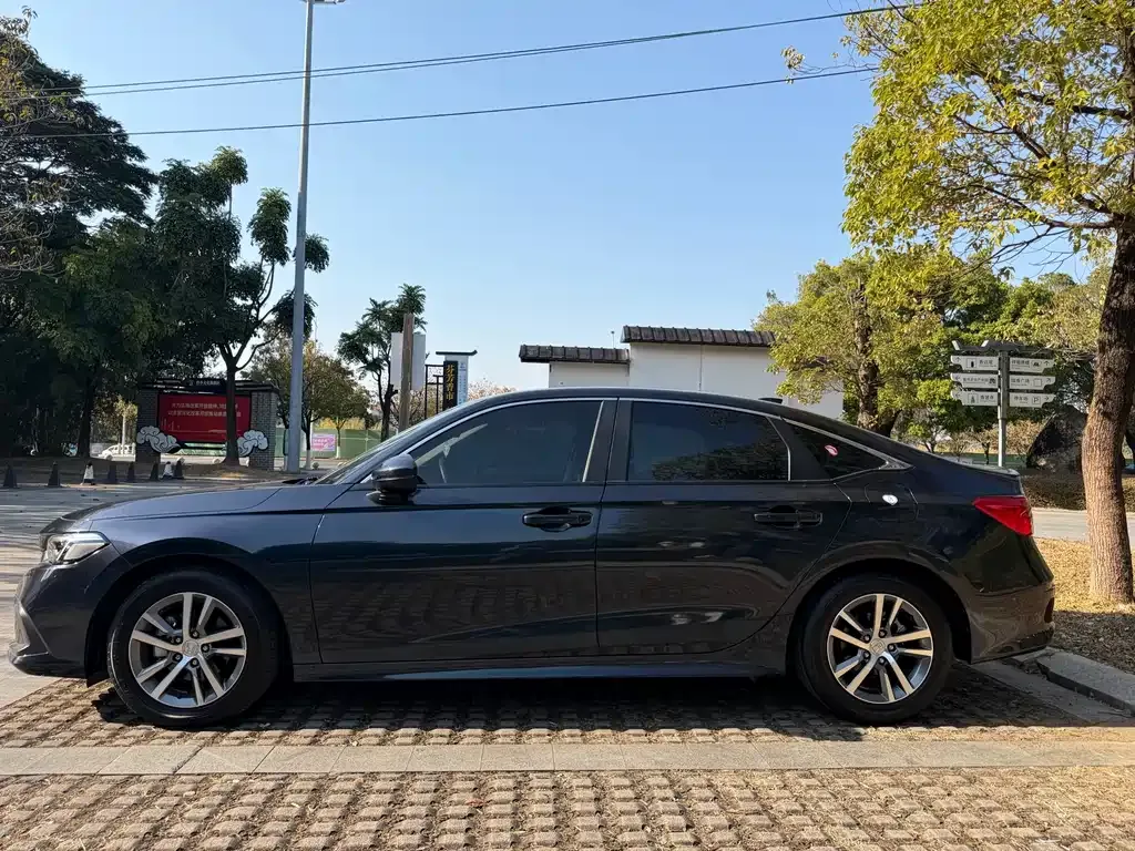 Honda Civic — фото 3