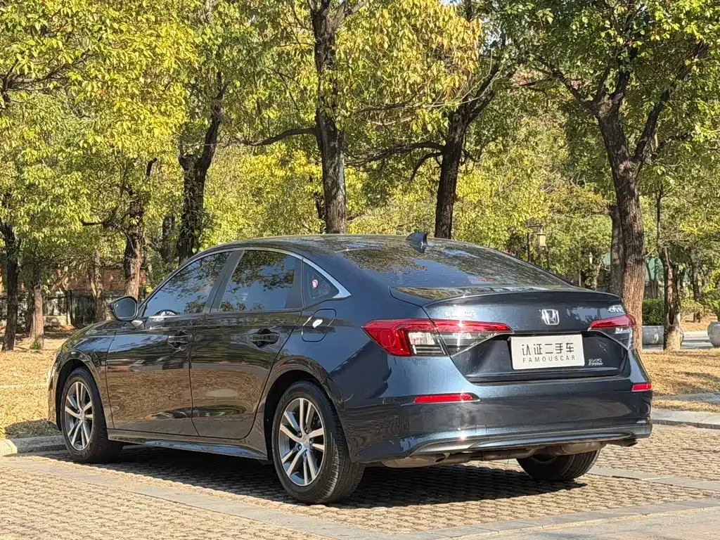 Honda Civic — фото 8