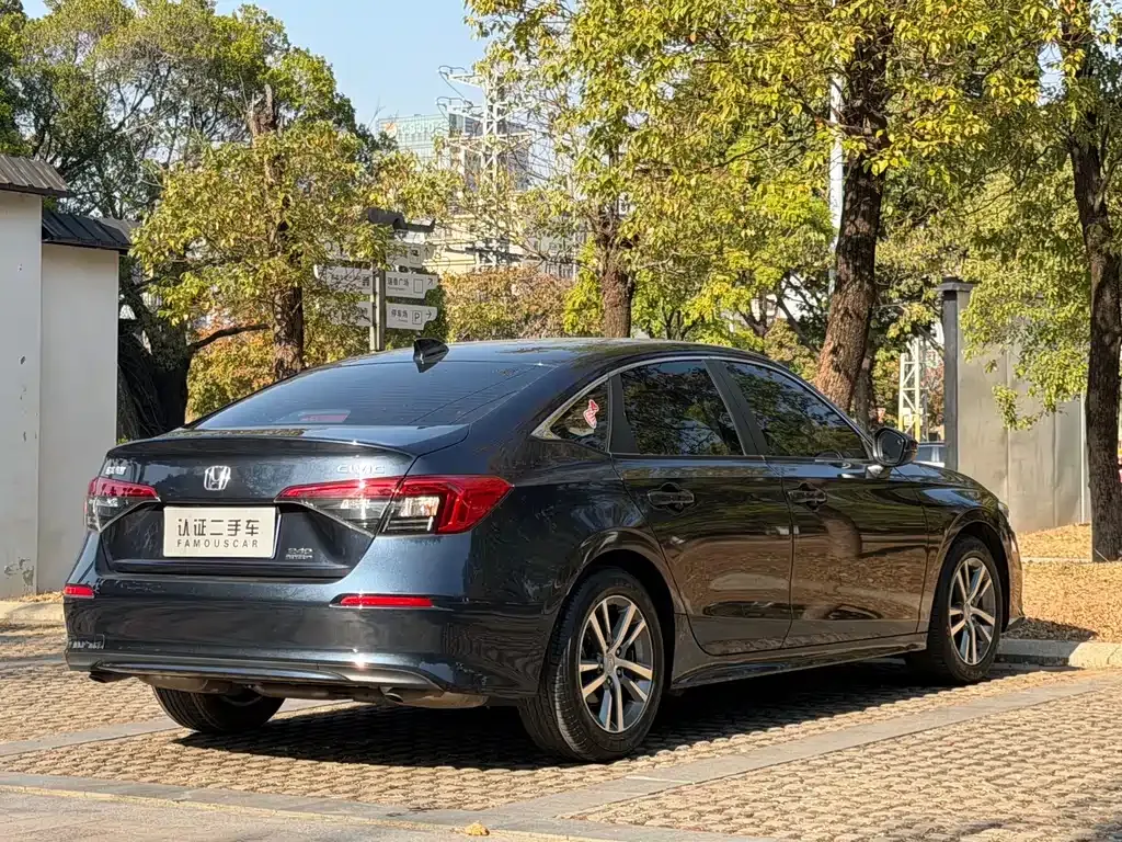 Honda Civic — фото 6