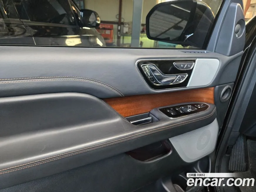 Lincoln Navigator 2023 из KR, фото 3