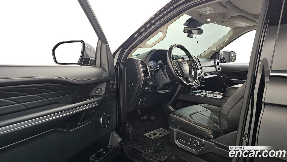 Ford Expedition — фото 10