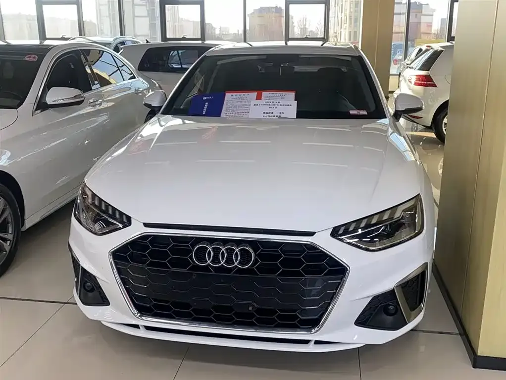 Audi A4L 2021 из CN, фото 7