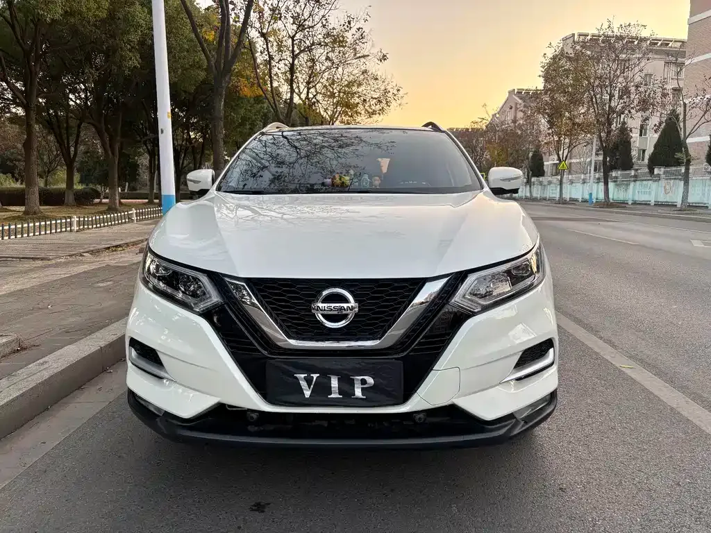 Nissan Qashqai 2022 из CN, фото 2