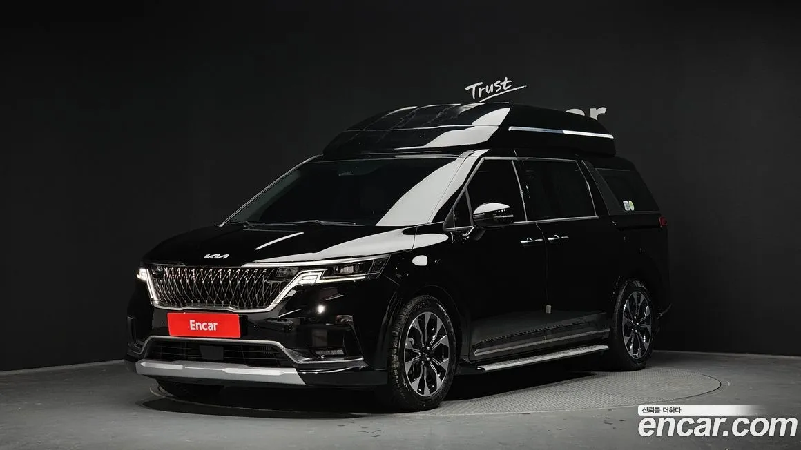 Kia Carnival — фото 1