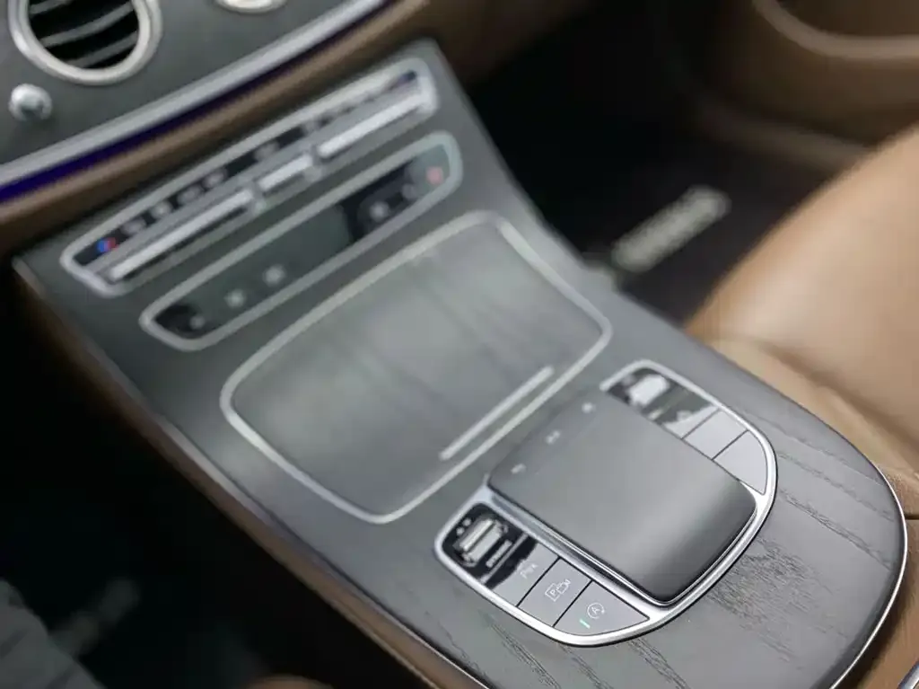 Mercedes-Benz E-Class 2022 из CN, фото 5
