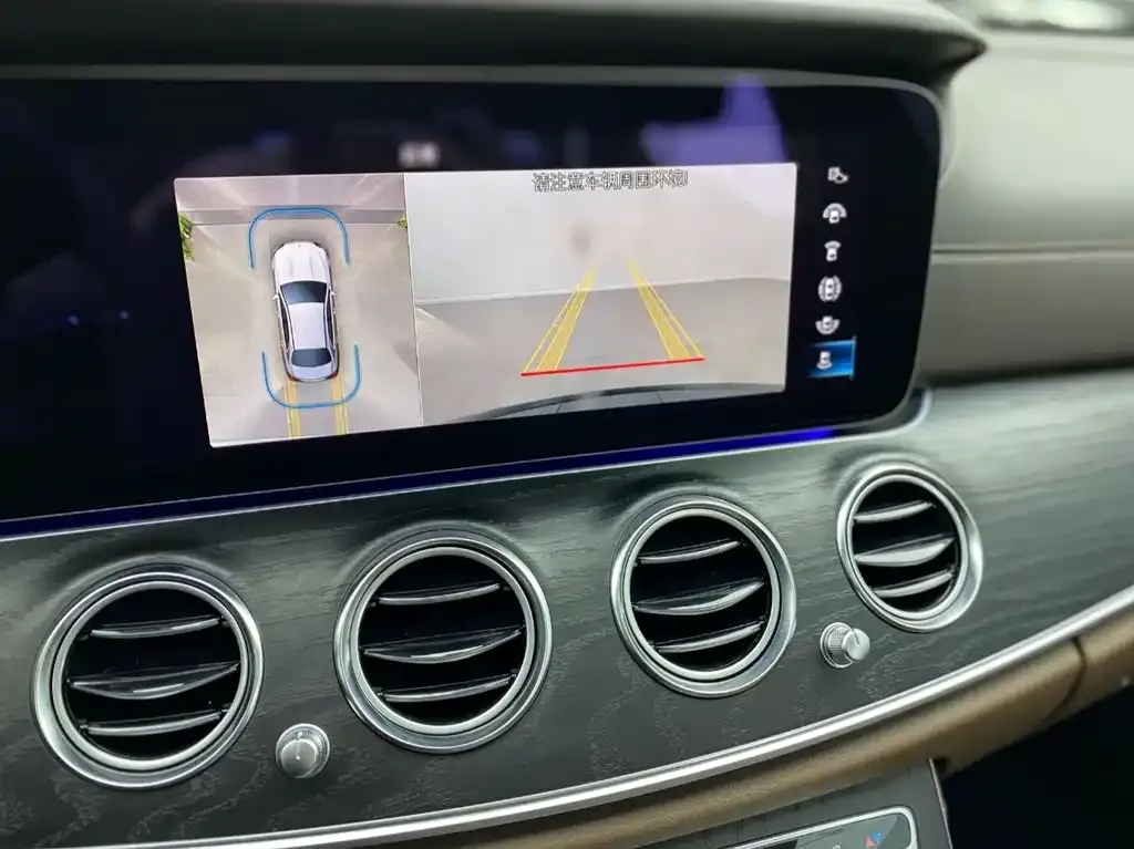 Mercedes-Benz E-Class 2022 из CN, фото 4
