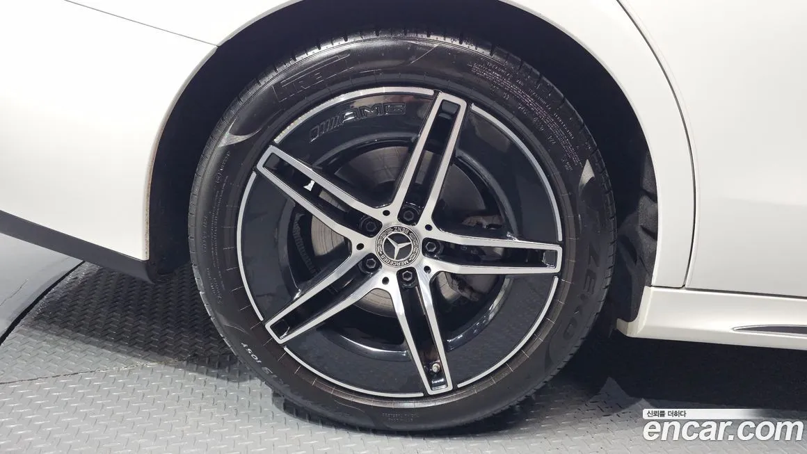 Mercedes-Benz E-Class 2024 из KR, фото 10
