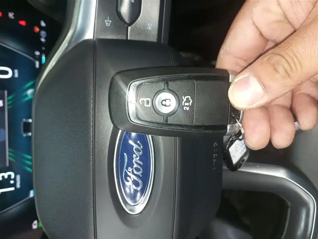 Ford Mondeo 2024 из CN, фото 2
