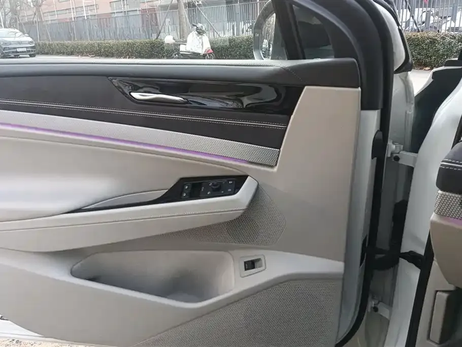 Volkswagen ID.7 VIZZION 2024 из CN, фото 8