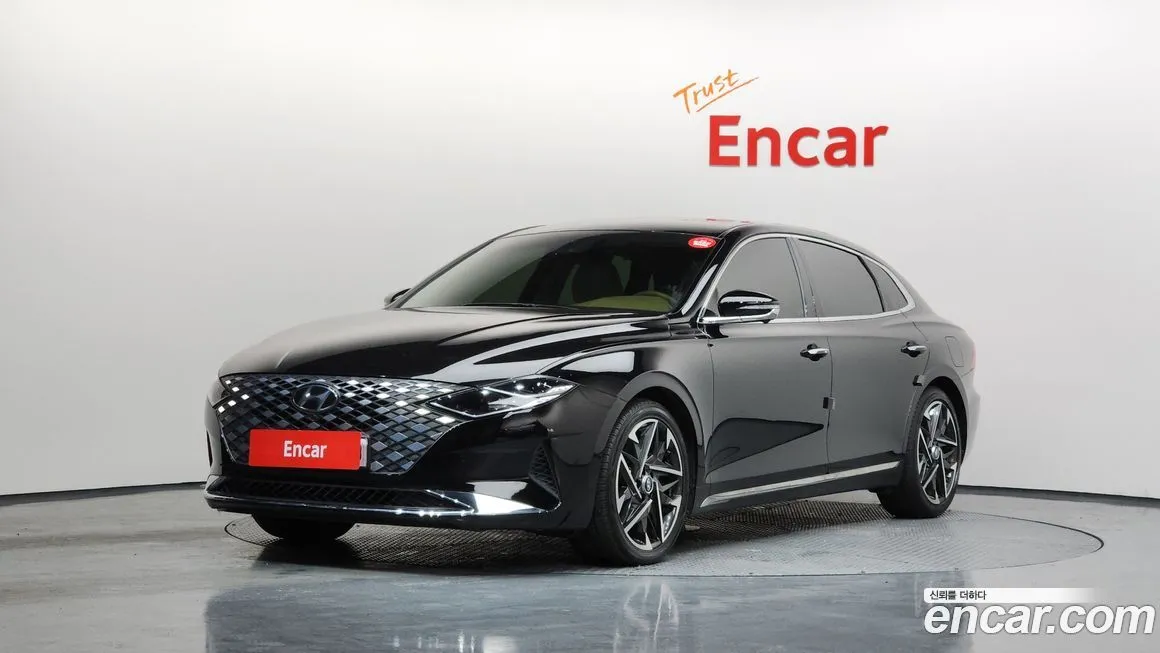 Hyundai Grandeur — фото 1