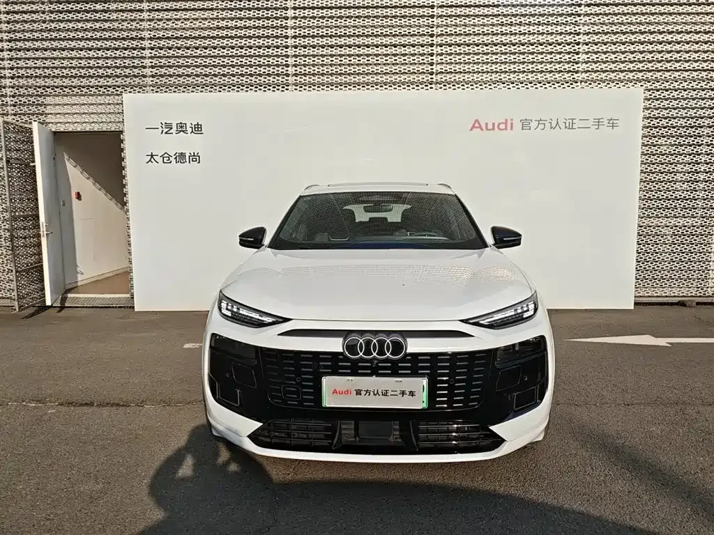Audi Q6L e-tron 2025 из CN, фото 1